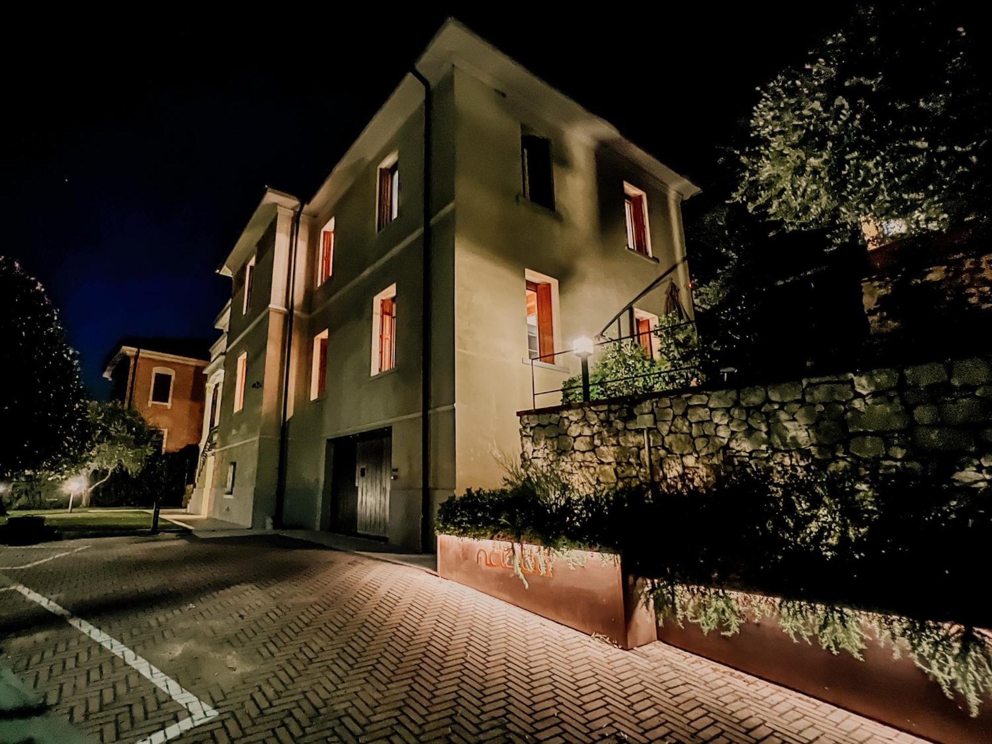 Naboo Verona Luxury Suites Exterior foto